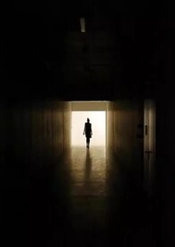 女帝调教系统：摄政王的公开孕奴任务